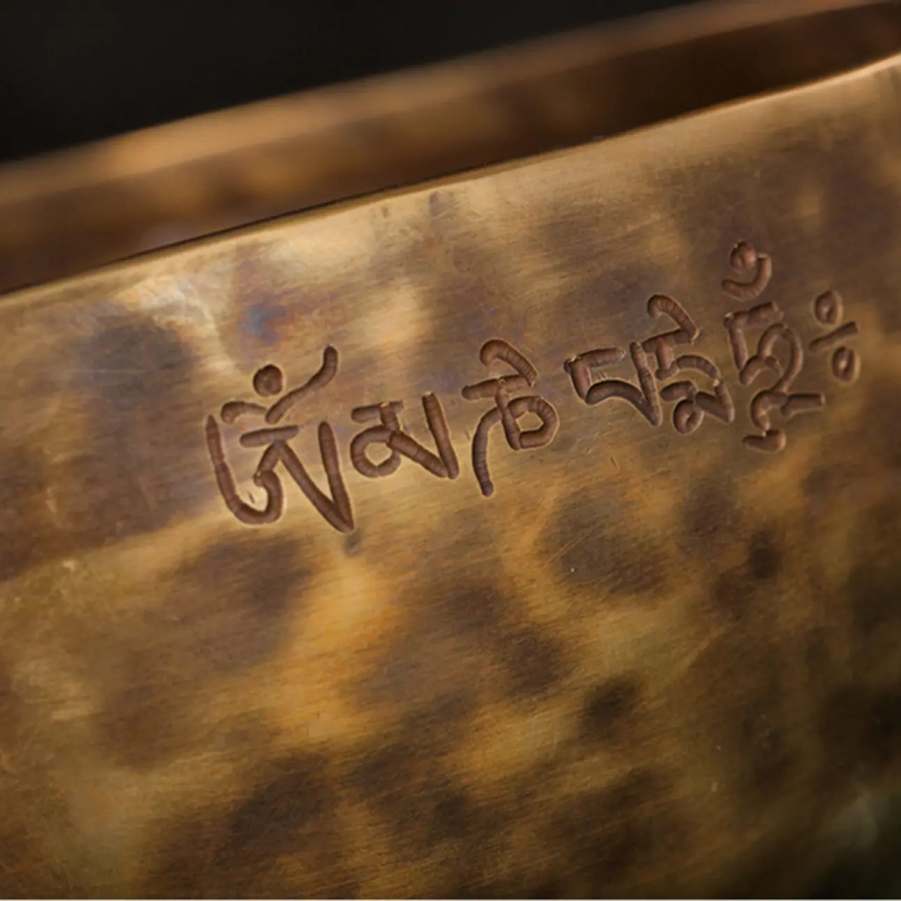 hree Sizes Full Moon Singing Bowl for Meditation & Healing