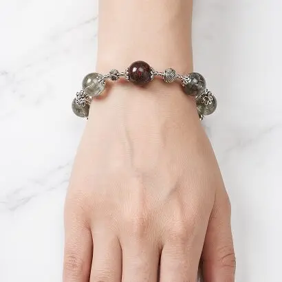  Handmade oxidized silver tassel bracelet green phantom abundance design